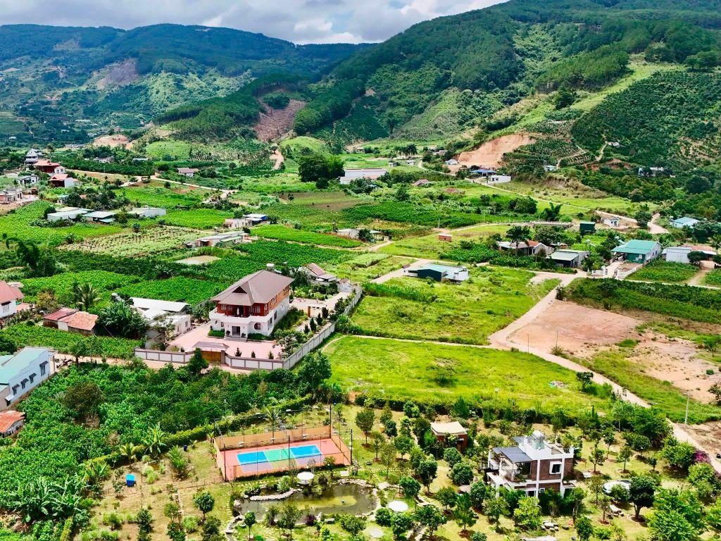 Bán Đất Ven Đà Lạt 558m² Thổ Cư 209m² – Đất Nở Hậu, View Đồi Núi, Lý Tưởng Xây Nhà Vườn Nghỉ Dưỡng