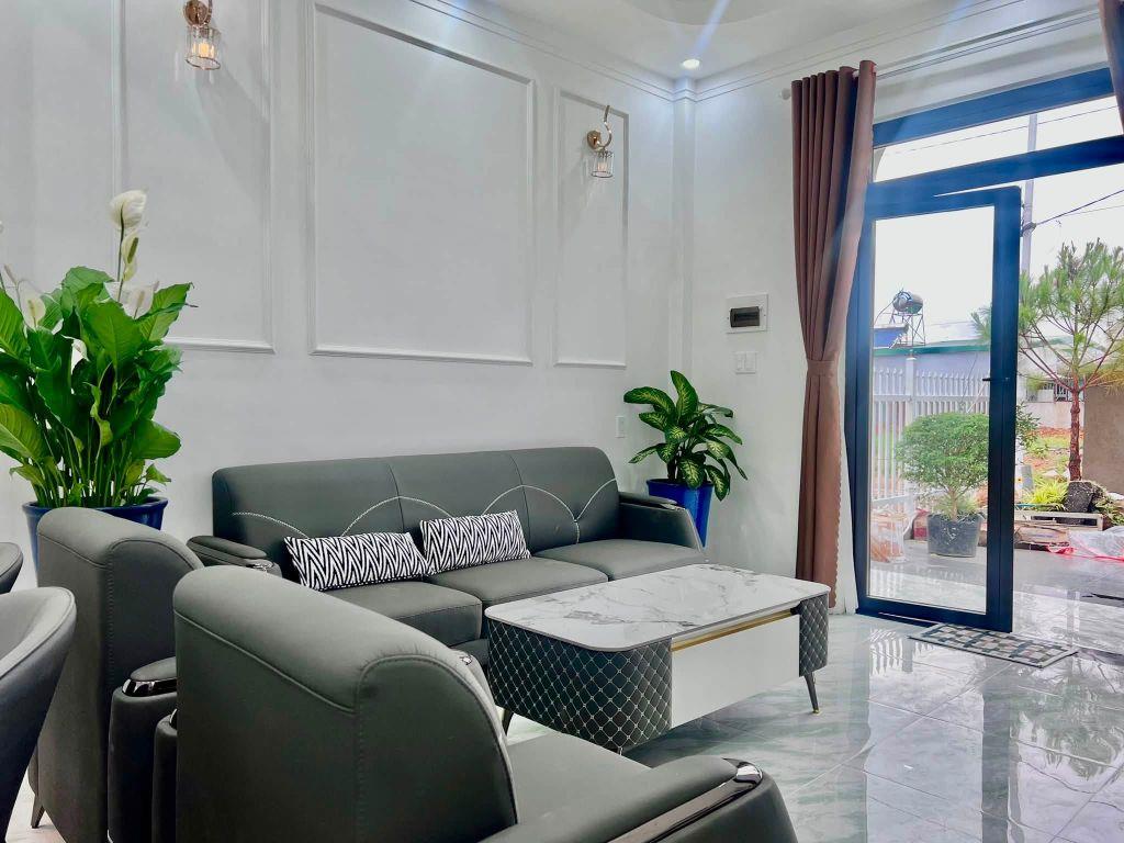 Cần Bán Nhà 140m² Full Thổ Cư Full Nội Thất Trung Tâm Đông Thanh Gần Đà Lạt