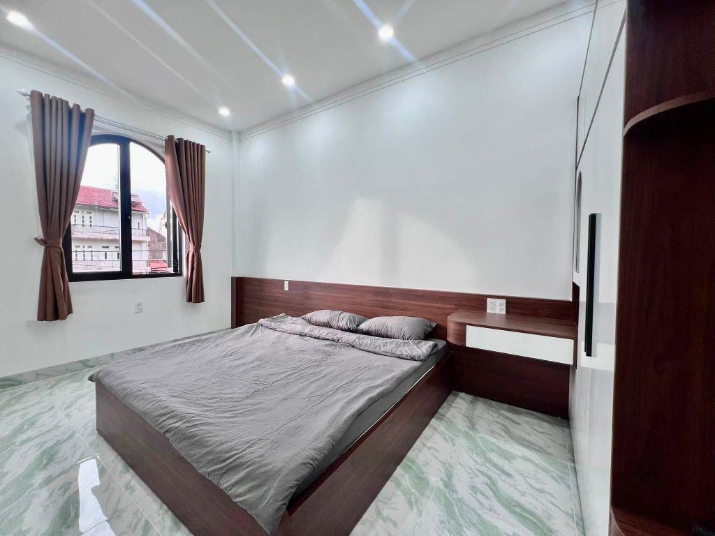 Cần Bán Nhà 140m² Full Thổ Cư Full Nội Thất Trung Tâm Đông Thanh Gần Đà Lạt