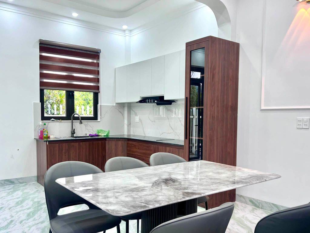 Cần Bán Nhà 140m² Full Thổ Cư Full Nội Thất Trung Tâm Đông Thanh Gần Đà Lạt