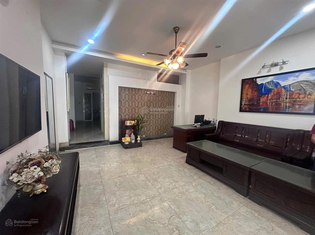 Bán toà nhà căn hộ 7 tầng thang máy khu phố tây, cách biển chỉ 400m. đường rộng 20m.
dt 100m2.