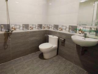 Cho thuê nhà mặt tiền phan đăng lưu, 7pn, 7wc ngang 5.5m