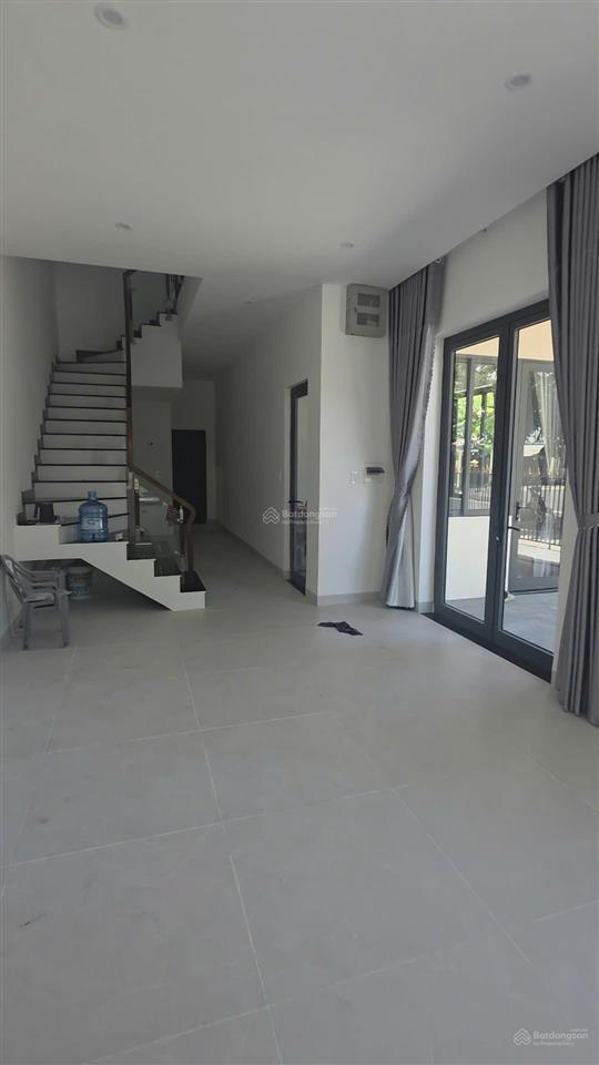 Bán nhà 2 mặt tiền bùi trang chước, hòa xuân, đà nẵng, dt 178m², vị trí đắc địa, giá cực tốt.