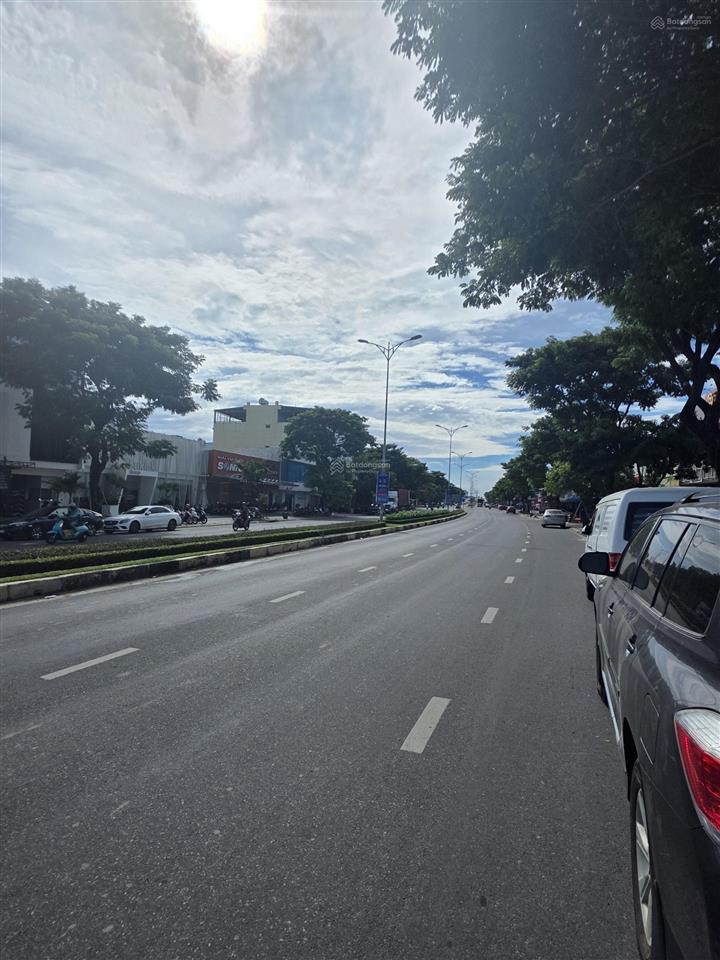 Cho thuê đất 75 võ chí công, hòa xuân, 270m2 ngang 15m