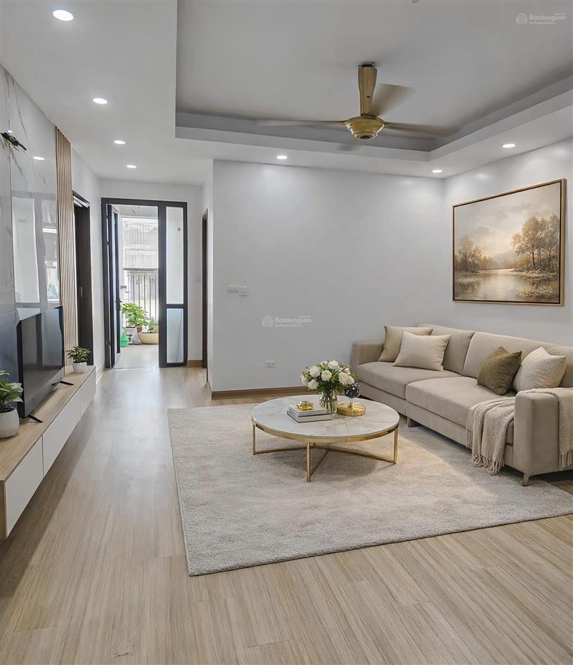 Chủ cần tiền bán rất gấp căn 2n2wc 67m2 toà hh3 flc đại mỗ.