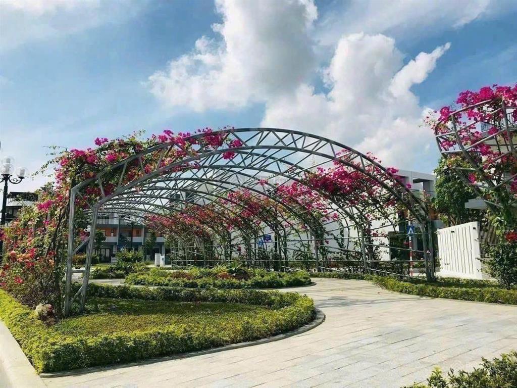 Chủ cần bán nhanh hạ giá 47tr/m2
lô góc biệt thự mỹ gia  gói 8