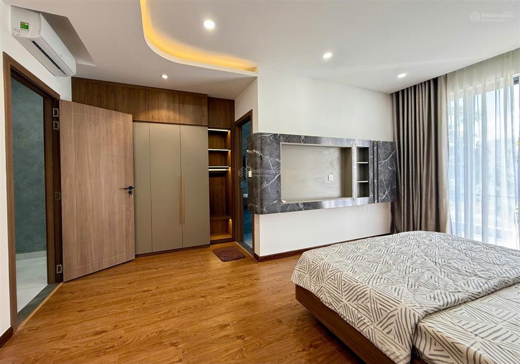 Nhà mới 100% full nội thất + thang máy xịn xò , view cây xanh cực thoáng  kđt mỹ gia gói 5