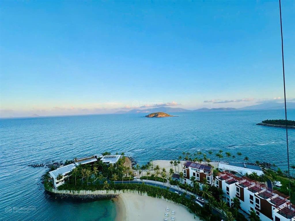 Rẻ trên thị trường  căn view trực diện biển  3 tỷ 329 triệu  paramount  libera nha trang
