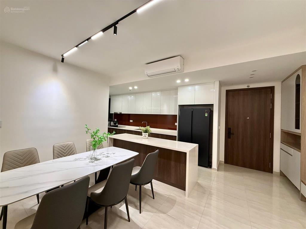 Cho thuê the infiniti riviera point 3 phòng nhà đẹp giá tốt e 0938 607 ***
