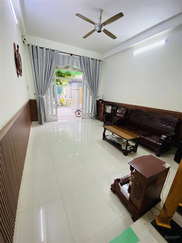 Chính chủ cần bán nhà 2 lầu kdc lê phong phường đông hòa dĩ an, nay tphcm