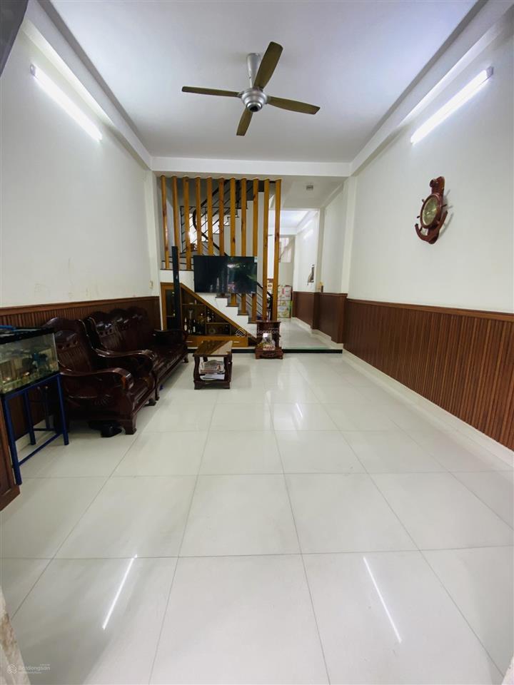 Chính chủ cần bán nhà 2 lầu kdc lê phong phường đông hòa dĩ an, nay tphcm