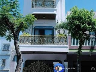 Vị trí trung tâm gần biển thì đây là căn nhà bạn nên chú ý