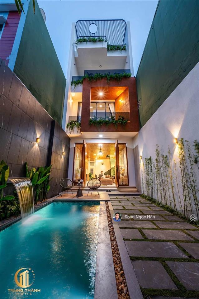 Siêu phẩm nhà có sẵn bể bơi, vị trí vàng khu biển hòa minh chỉ 12tỷ5 vào ở ngay