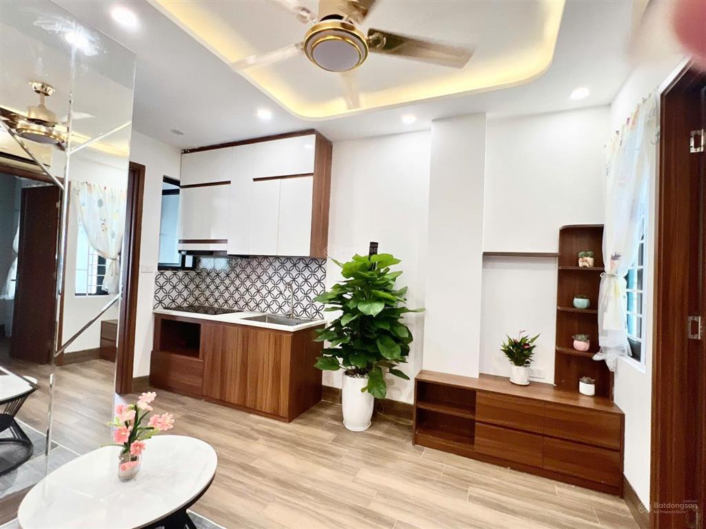 Ccmn 2 ngủ 50m²  phố hoàng mai  hai bà trưng  khu dân cư đông đúc, tiện ích đầy đủ