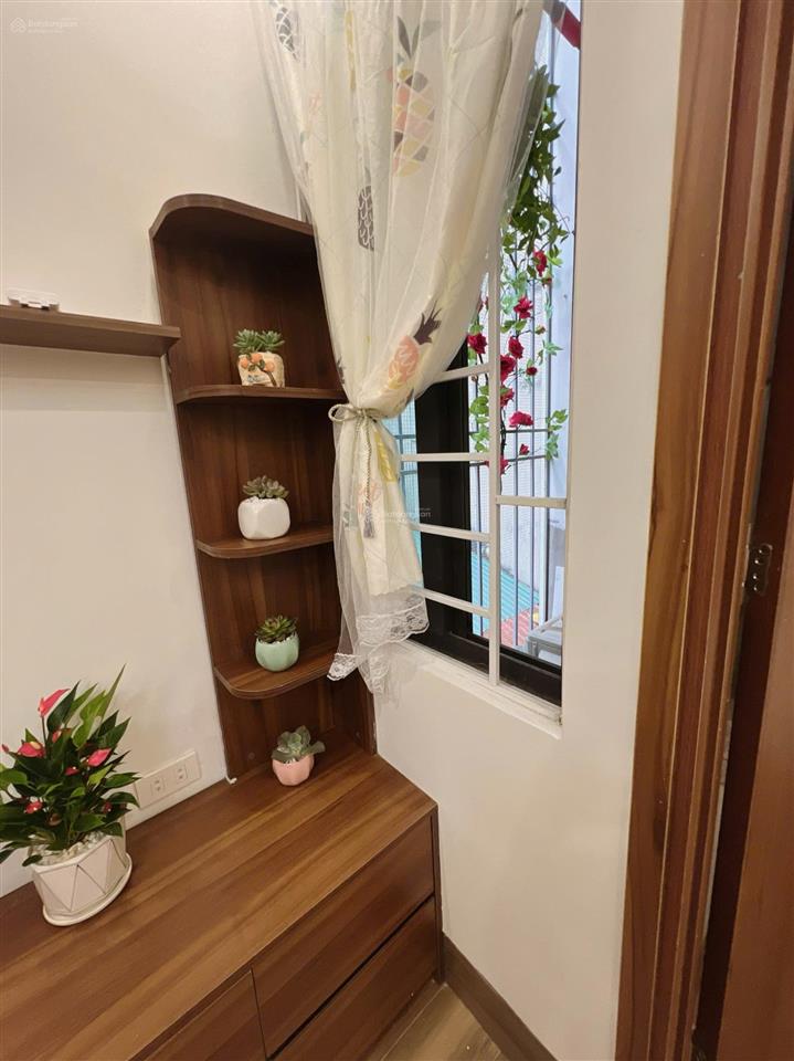 Ccmn 2 ngủ 50m²  phố hoàng mai  hai bà trưng  khu dân cư đông đúc, tiện ích đầy đủ