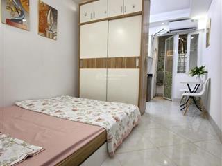 Chính chủ gửi bán căn studio hào nam  đống đa 27m2  tầng trung thoáng sáng
