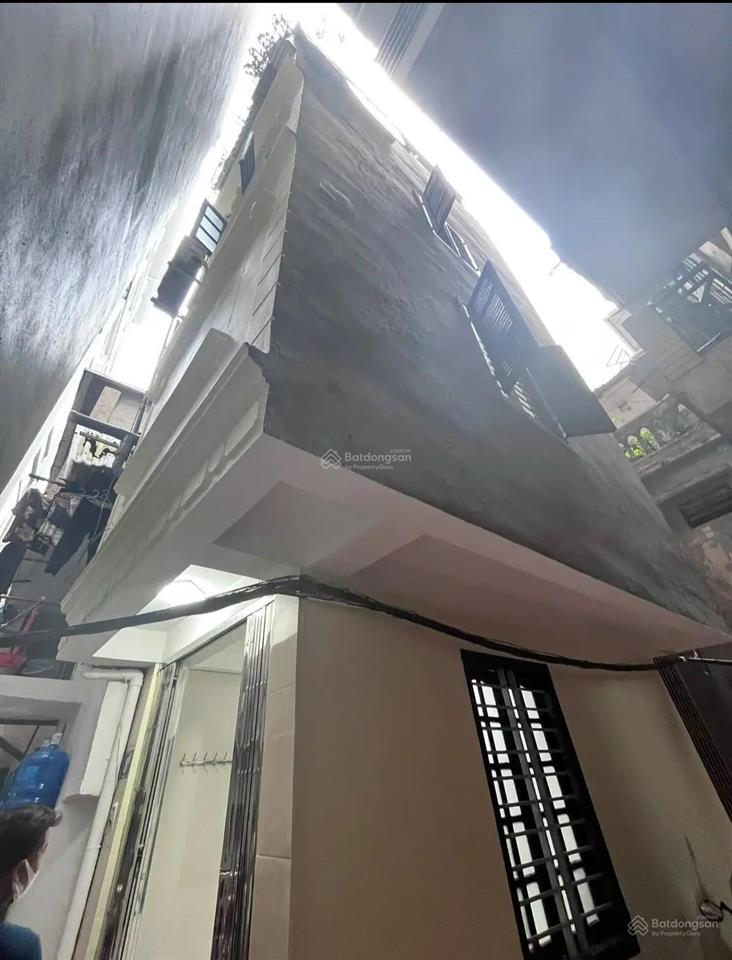 Sổ đỏ riêng  sang tên nhanh giá 2.2 tỷ. phố khâm thiên  đống đa. + thiết kế 4