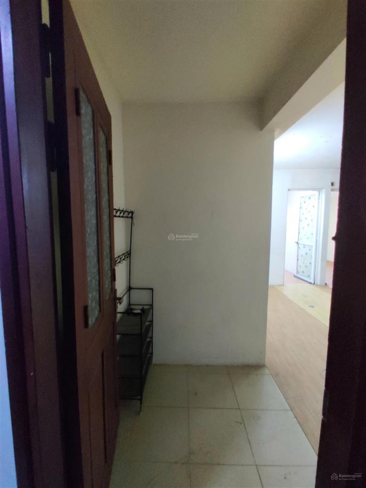 990 triệu bán căn chung cư giáp khu d gleximco lê trọng tấn hà đông 50m2  thang máy