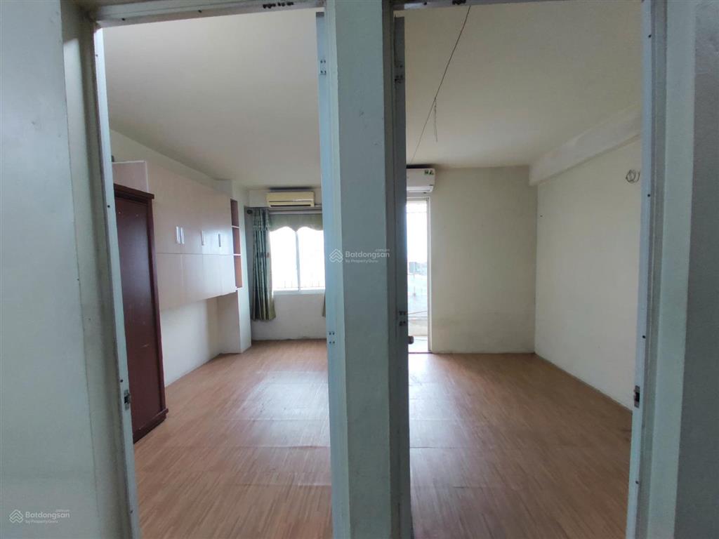 990 triệu bán căn chung cư giáp khu d gleximco lê trọng tấn hà đông 50m2  thang máy
