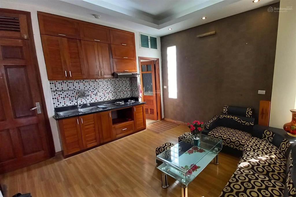 Xuân thủy  cầu giấy (đường láng) cạnh đh ngoại thương  giao thông vận tải  thang máy