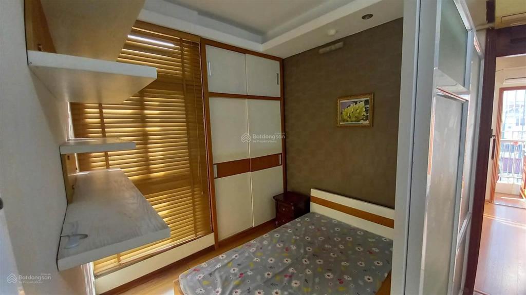 Xuân thủy  cầu giấy (đường láng) cạnh đh ngoại thương  giao thông vận tải  thang máy