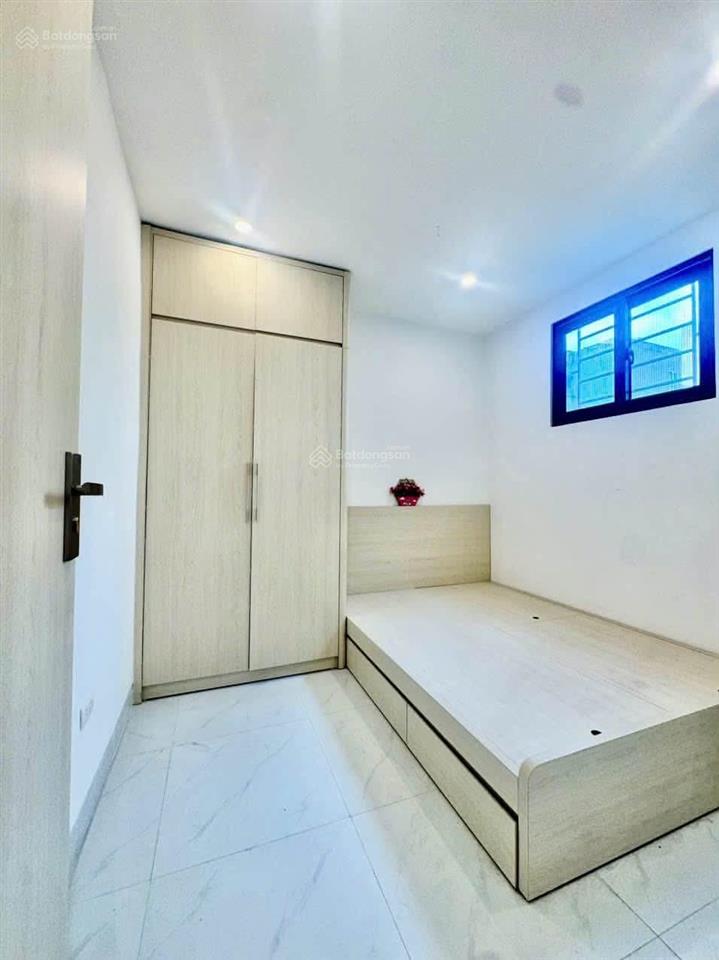 Giá chỉ 1,9x tỷ  căn hộ ccmn 2pn  toà mới tinh  ban công mặt ngõ đại học  bách  kinh  xây