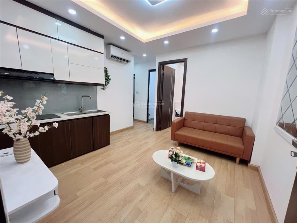 Bán chung cư mini hồ tùng mậu  cầu giấy 52m, 2pn, 1vs, ban công rộng full nội thất giá 2,05 tỷ