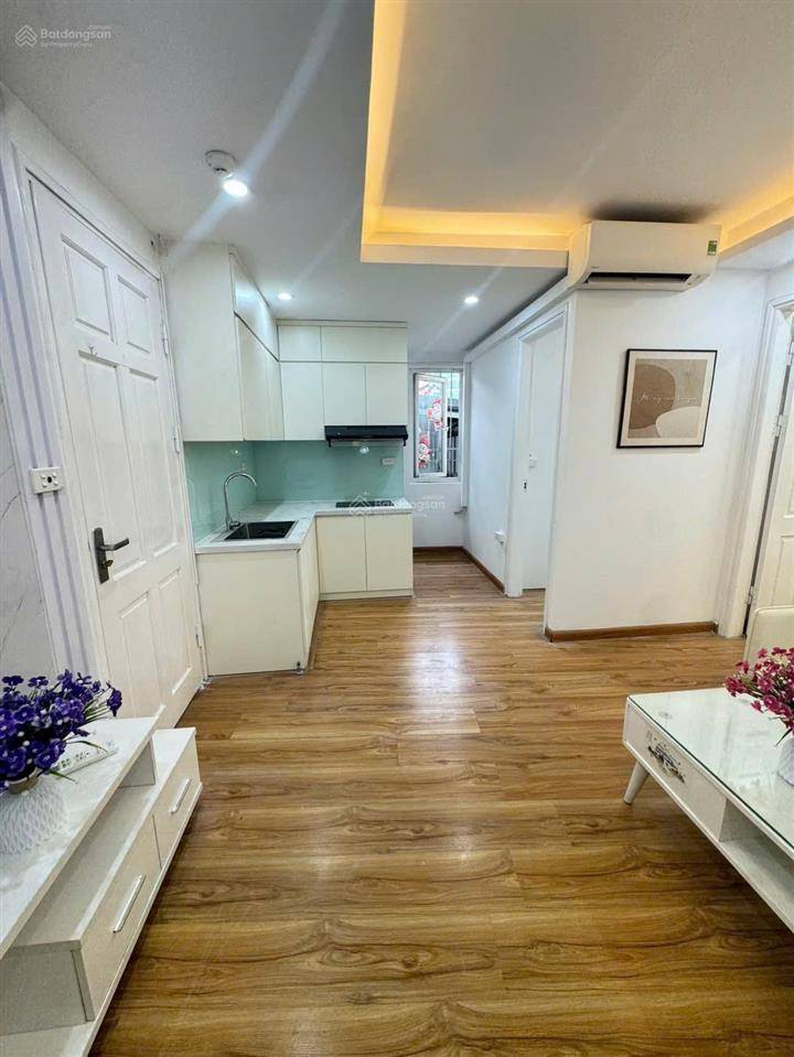 Chính chủ nhờ bán căn hộ chung cư rộng đẹp, ngay gần chợ ngọc hà  lăng chủ tịch  trần phú