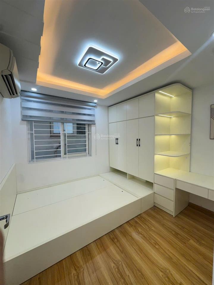 Chính chủ nhờ bán căn hộ chung cư rộng đẹp, ngay gần chợ ngọc hà  lăng chủ tịch  trần phú