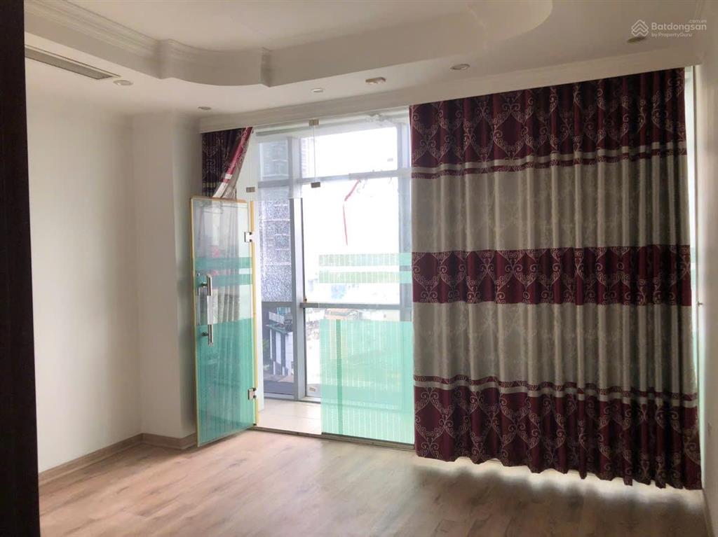 Cần bán căn hộ 2pn2vs mặt đường trần duy hưng, giá bán 10.5tỷ.  0948 699 ***