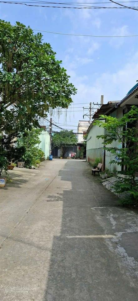Nhà xưởng dt 650m2 sd, 2 lầu, sân thượng, công 40 feet đỗ cửa, giảm 1 tỷ.