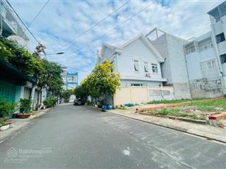 Lô đất đường số 27, hiệp bình chánh. dt 185m2 (ngang 9.5m, dài gần 20m)  16.8 tỷ tl