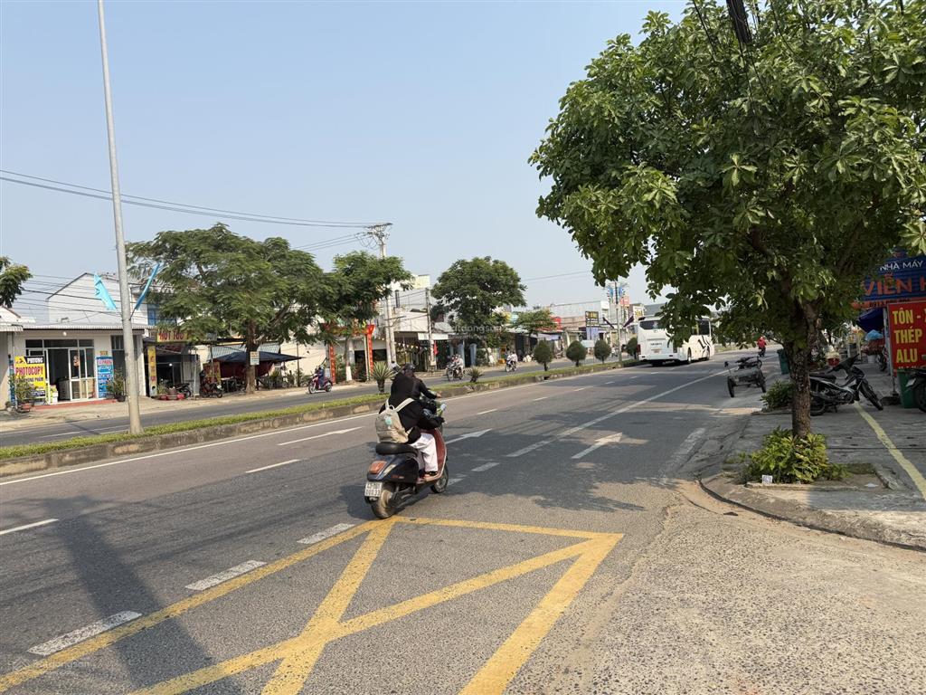 Bán nhanh lô góc đường 33m trần thủ độ kết nối đà năng  hội an ngay gần khu công nghiệp điện ngọc