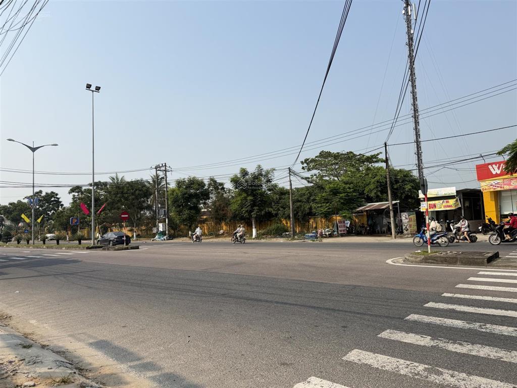 Bán nhanh lô góc đường 33m trần thủ độ kết nối đà năng  hội an ngay gần khu công nghiệp điện ngọc