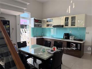 Sập hầm bán gấp xử lý bank vị trí gần bến xe tặng nhà đẹp.
