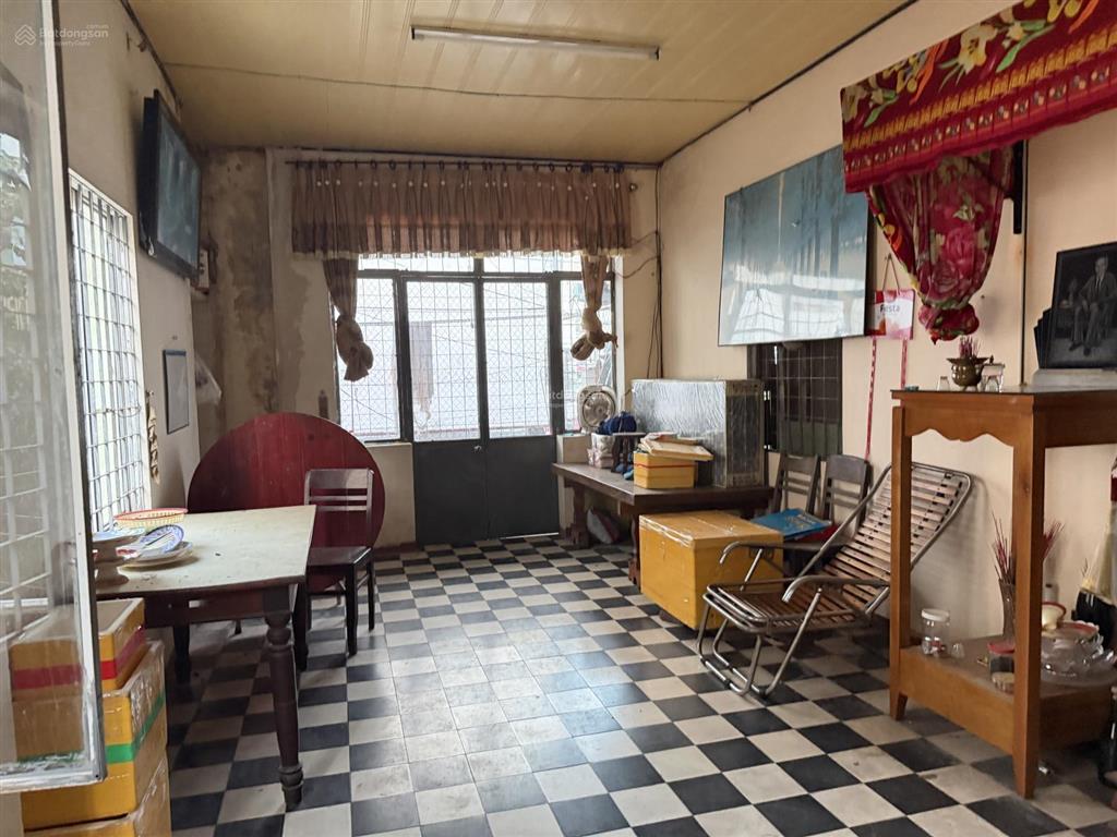 Sập hầm nhà mặt tiền kinh doanh đỉnh phan đình giót  tây nha trang giá bằng giá hẻm