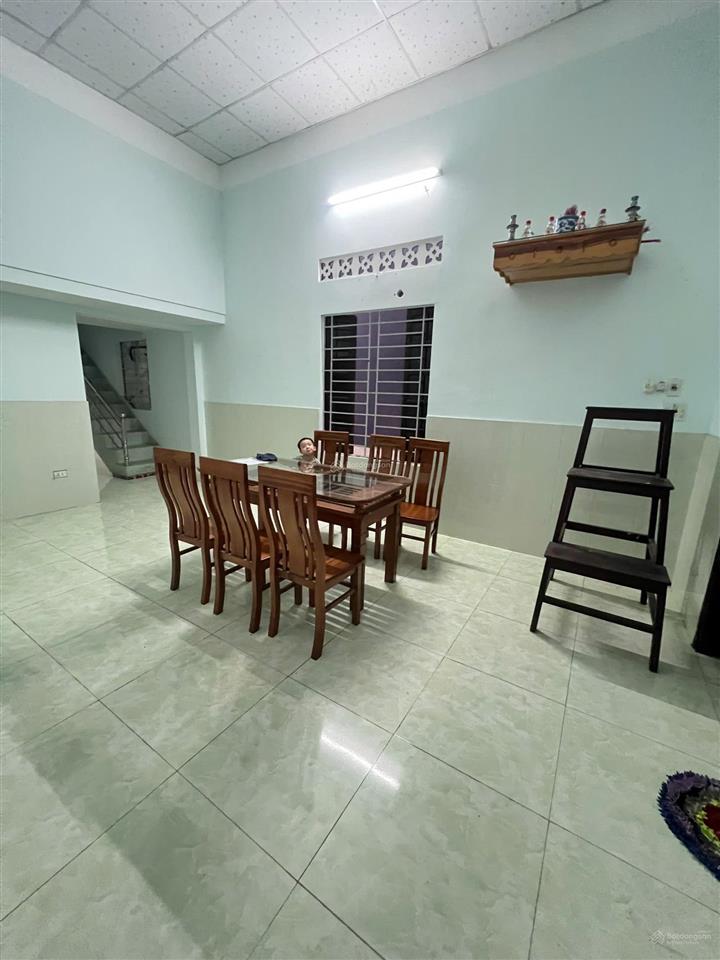 Cho thuê nhà mặt tiền dũng sĩ điện ngọc điện bàn vị trí đẹp, linh hoạt khai thác, gần biển chỉ 8tr