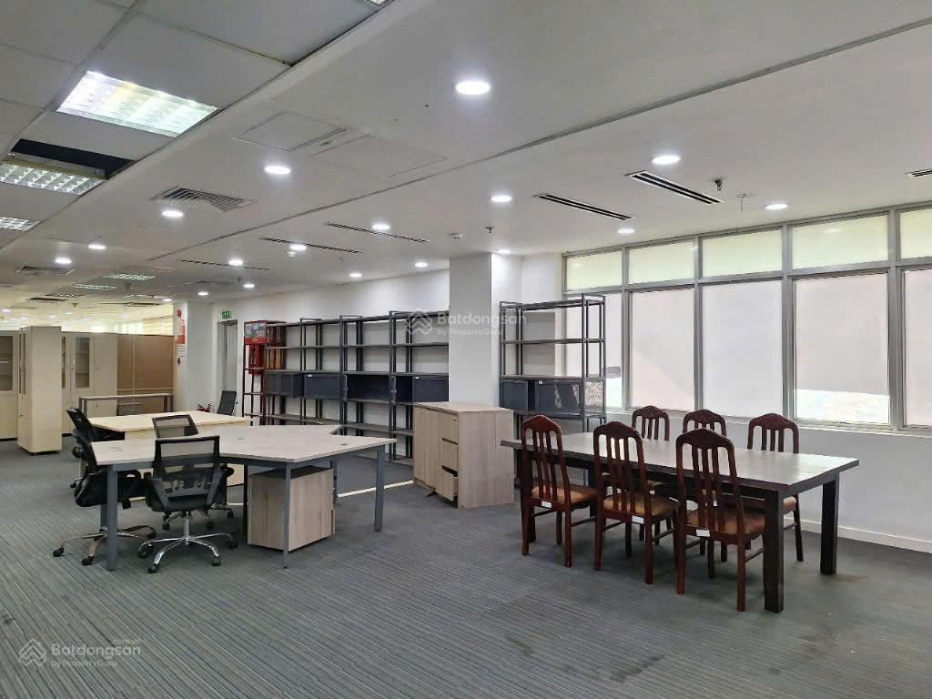 Cho thuê nhà mặt phố hoàng hoa thám, 225 triệu, 1300 m², giá tốt, view đẹp, bình thạnh, hcm