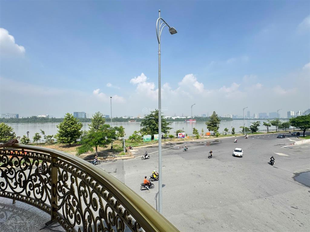 Góc 2 mặt tiền đường trần quý kiên, vị trí đẹp đảo kim cương  quận 2 (cát lái)  tp hồ chí minh