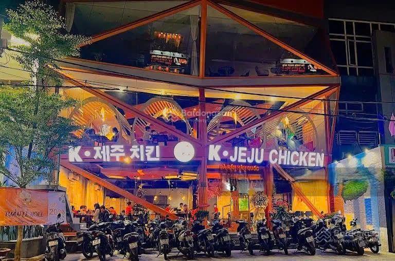 Góc 2 mặt tiền phan kế bính  nguyễn văn thủ, p. đa kao, q1, dt 15 x 12m, gồm trệt lầu