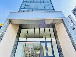 Cho thuê tòa nhà văn phòng mặt tiền 8m  đường trương văn bang  diện tích sử dụng lên tới 900m2