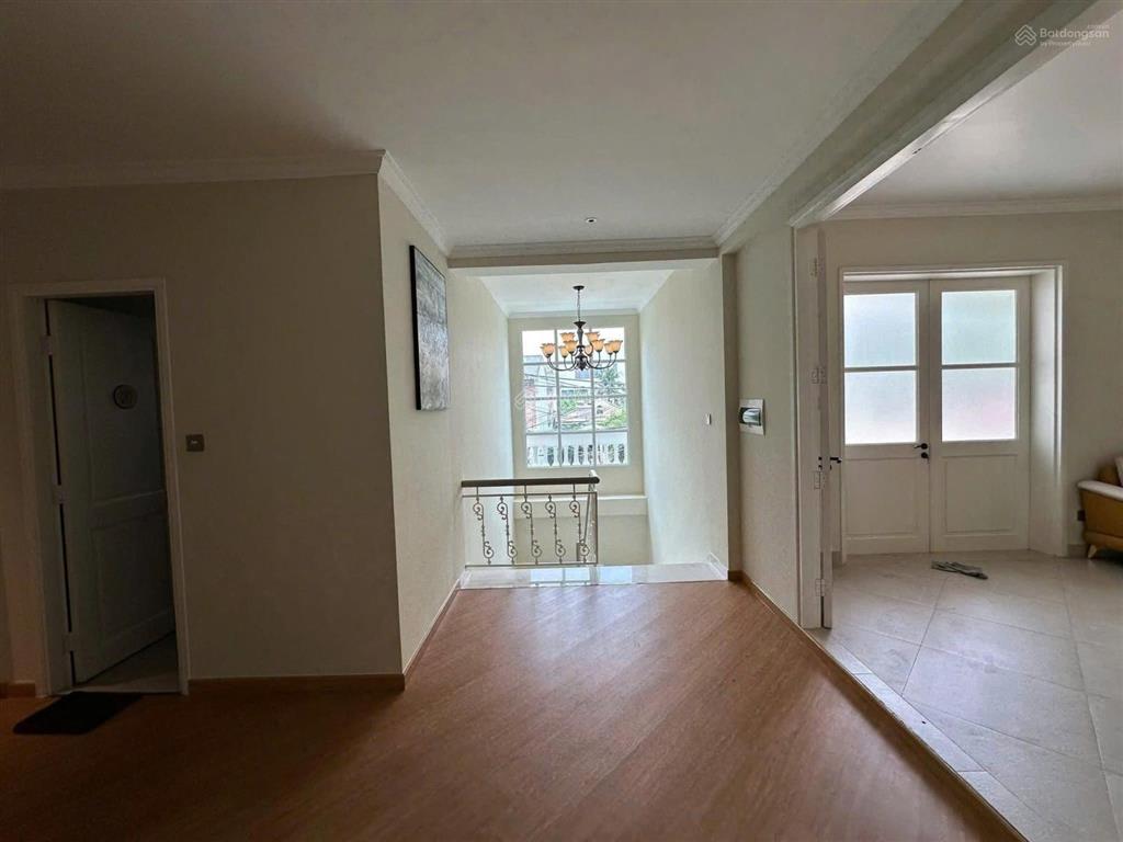 Cho thuê biệt thự sân vườn không gian sống đẳng cấp khu thảo điền