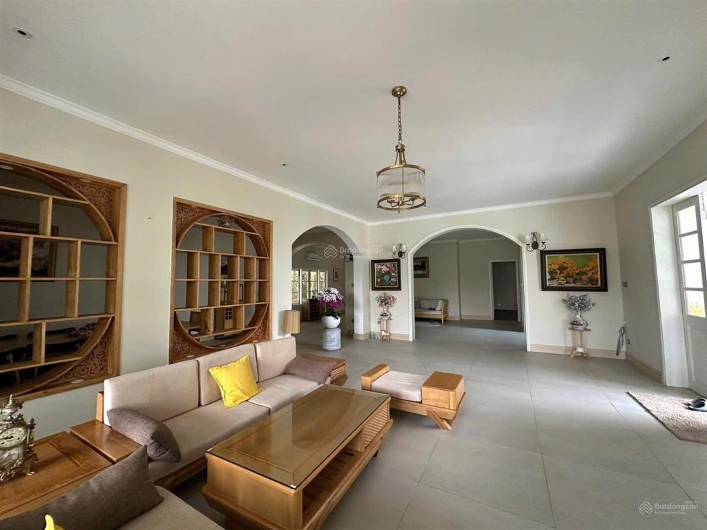 Cho thuê biệt thự sân vườn không gian sống đẳng cấp khu thảo điền