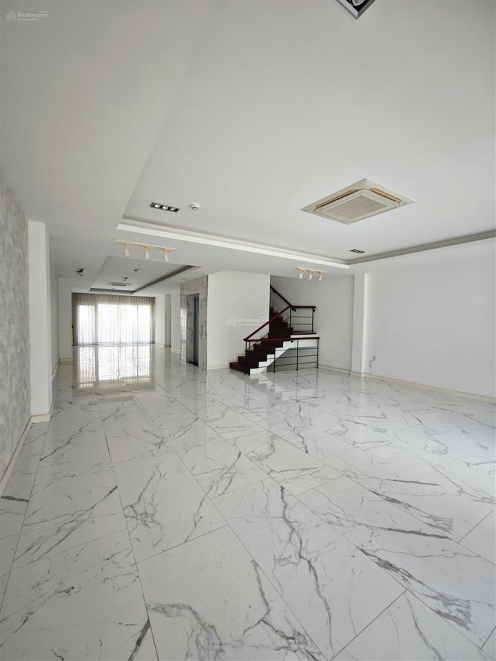 Cho thuê nhà mặt tiền nguyễn cơ thạch  khu đô thị sala  quận 2 cũ (phường an lợi đông)