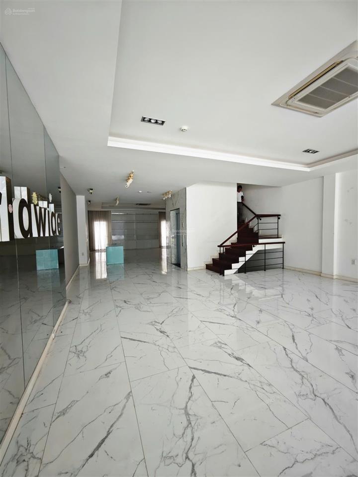 Cho thuê nhà mặt tiền nguyễn cơ thạch  khu đô thị sala  quận 2 cũ (phường an lợi đông)