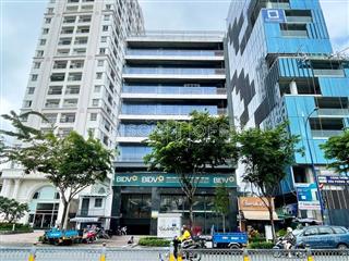 Cho thuê mặt tiền building đường cách mạng tháng 8  dtsd 3500m2