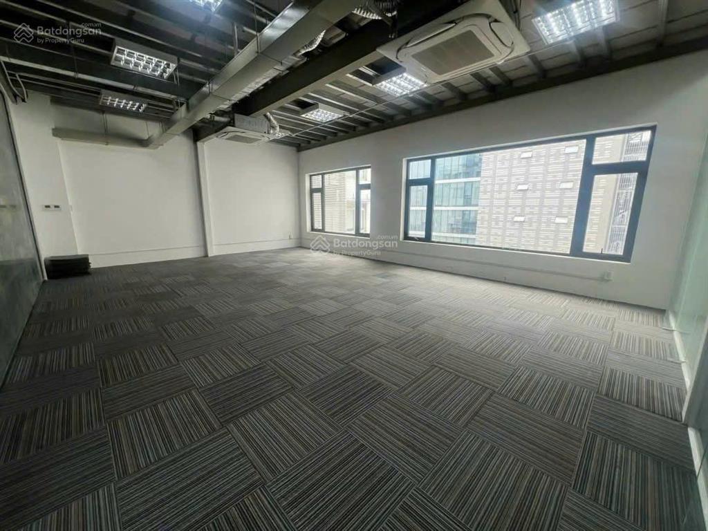 Cho thuê nguyên căn mặt tiền đường trần não quận 2 diện tích 600m2