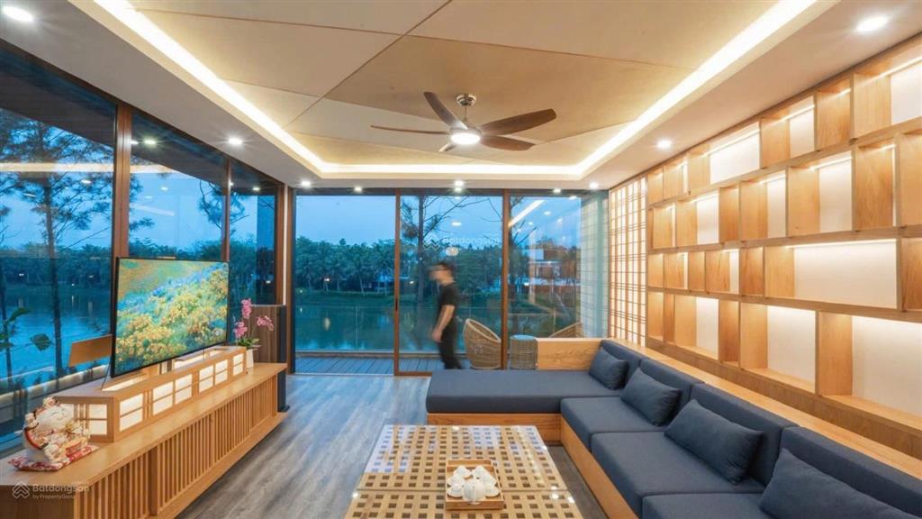 Cho thuê villa cao cấp full nội thất phường thảo điền ( cũ )  tp. hồ chí minh