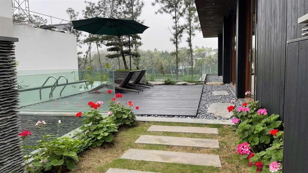 Cho thuê villa cao cấp full nội thất phường thảo điền ( cũ )  tp. hồ chí minh