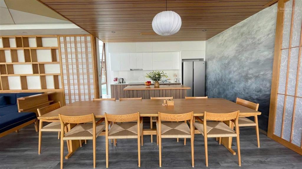 Cho thuê villa cao cấp full nội thất phường thảo điền ( cũ )  tp. hồ chí minh